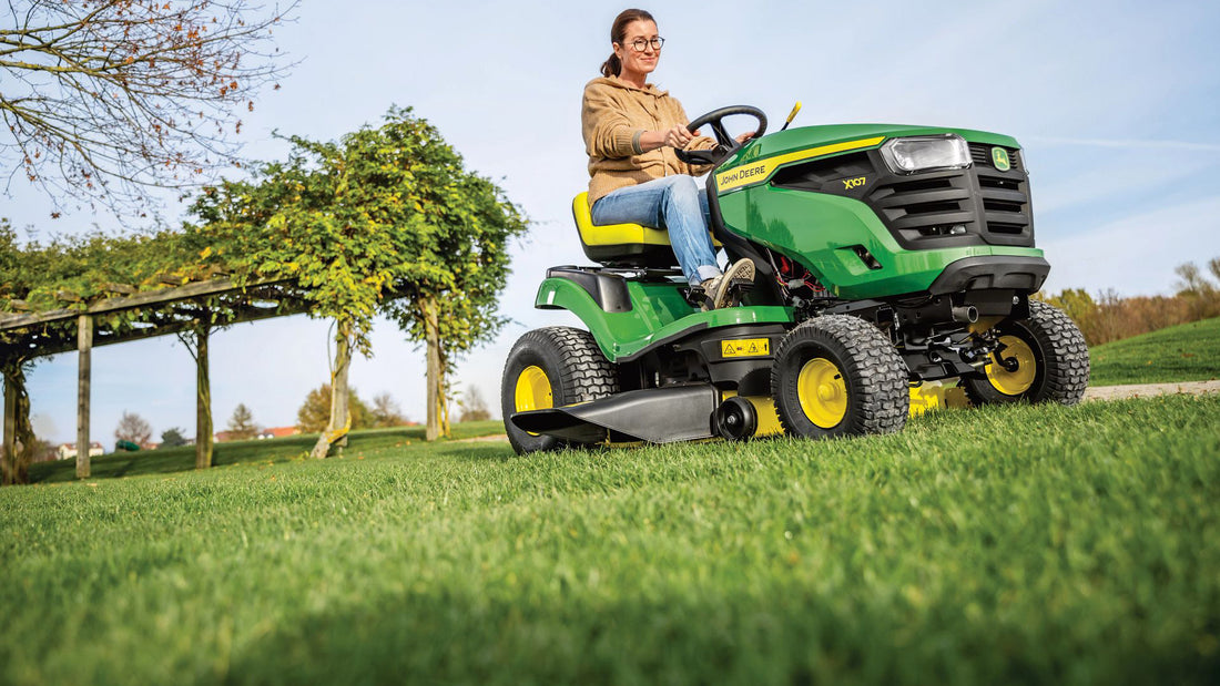 Ride on lawn mowers